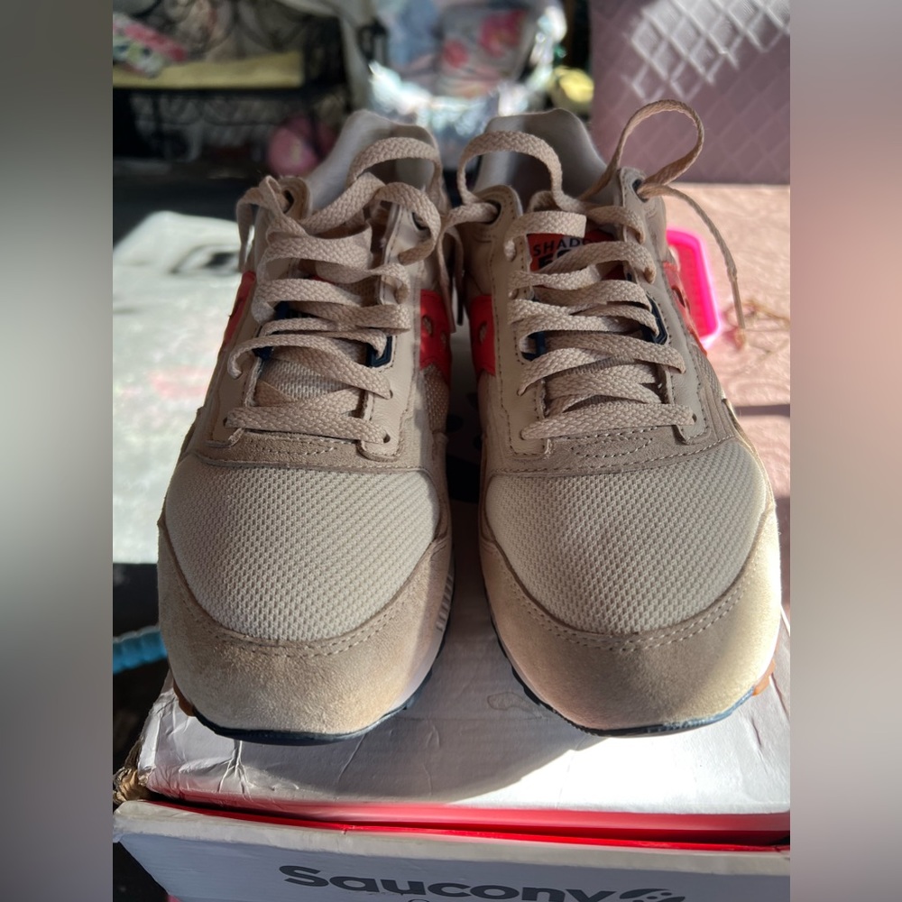Saucony
